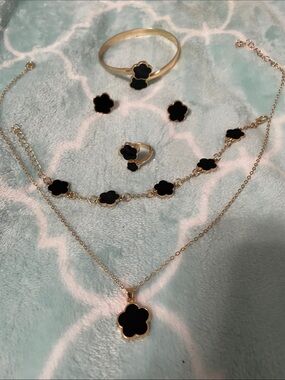 Gold-Tone Black Flower Jewelry Set - Necklace, 2 Bracelet, Ring & Earrings